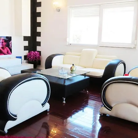 Jukic Apartment Makarska